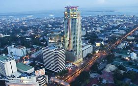 Crown Regency Hotel & Towers Cebu